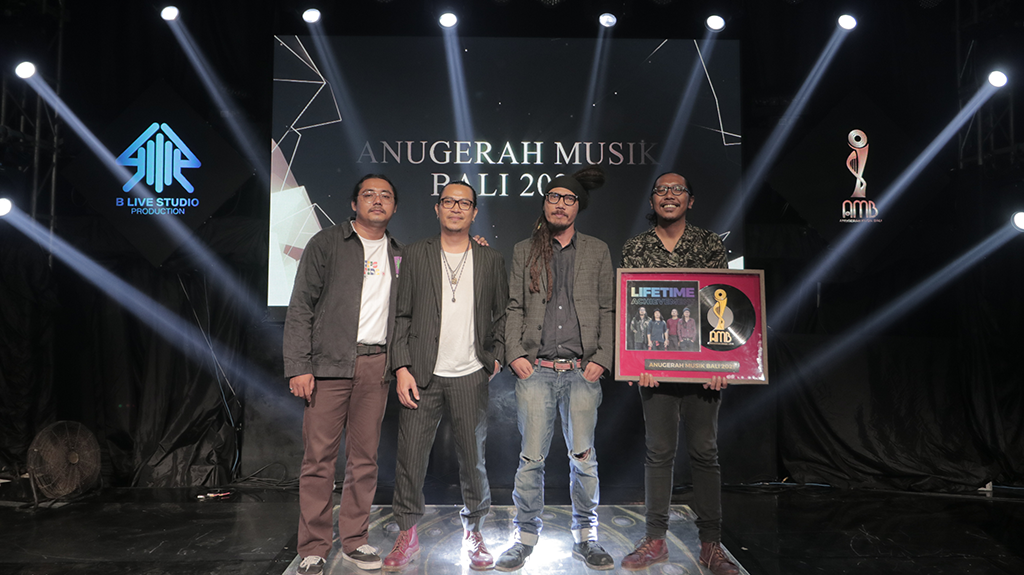 Navicula 2021 Lifetime Achievement Award at Anugerah Musik Bali