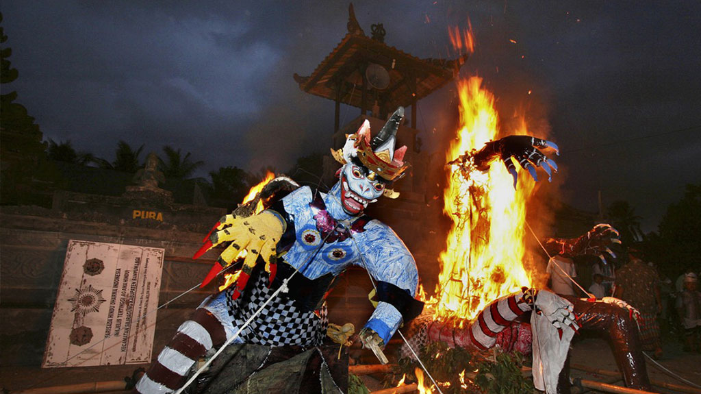 At the end of the parade, ogoh-ogoh are burnt to symbolize self purification (source: theatlantic.com)